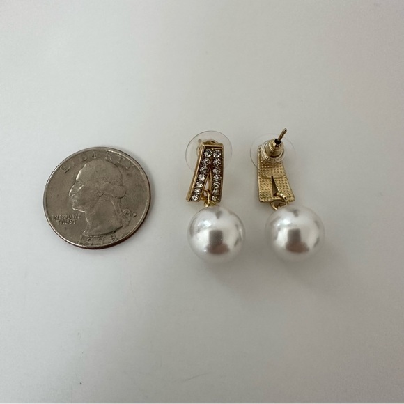 Gold and White Pearl Dangle Earrings - Picture 4 of 4